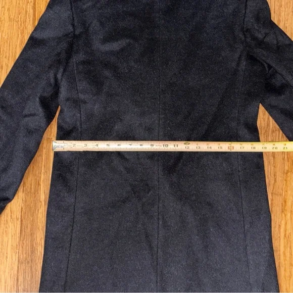 Women's Vintage Liz Claiborne Black 100% Wool Double-Breasted Long Overcoat - Picture 11 of 13